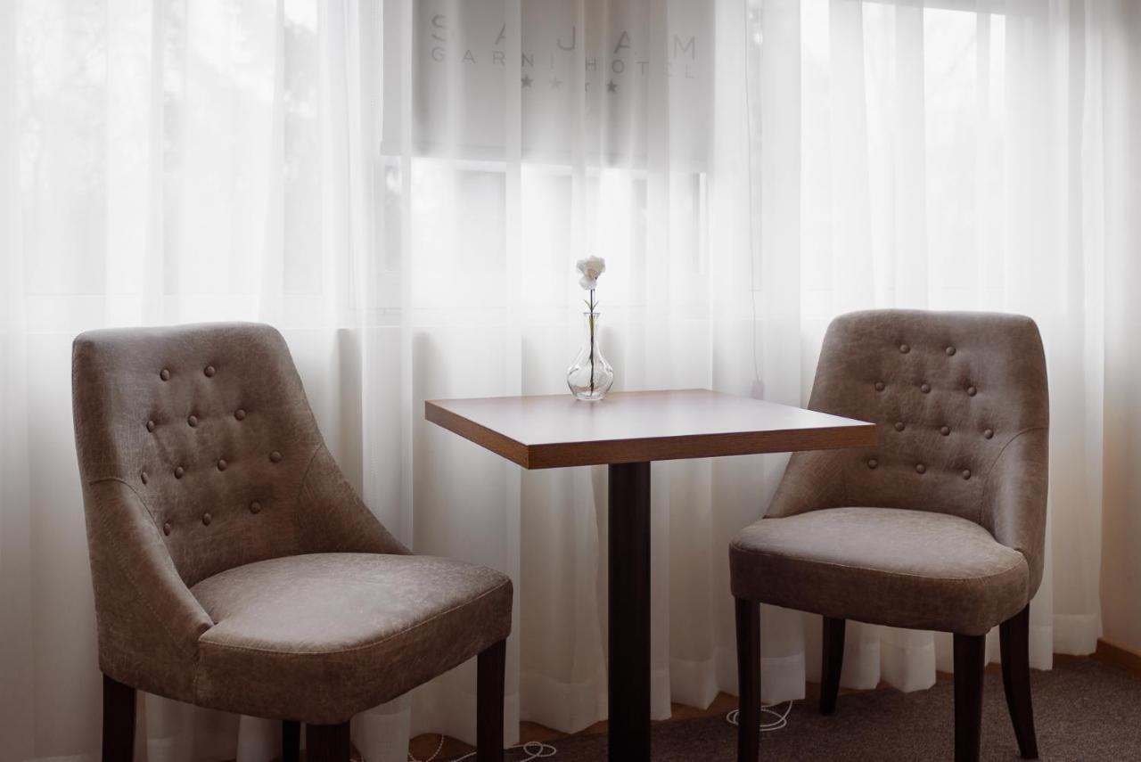 לסקובץ Sajam Garni Hotel מראה חיצוני תמונה